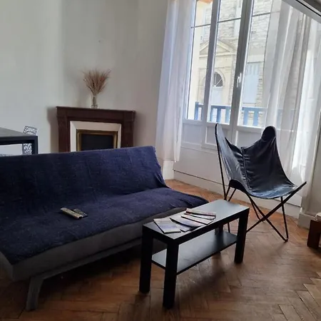 Spacieux T2, Avec Terrasse Et Parking Apartman *